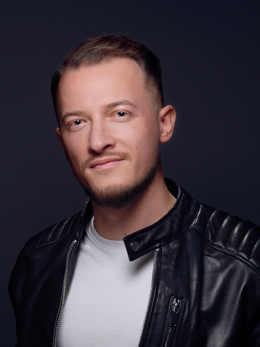 Maciej — fotograf portretowy KLEYNOT